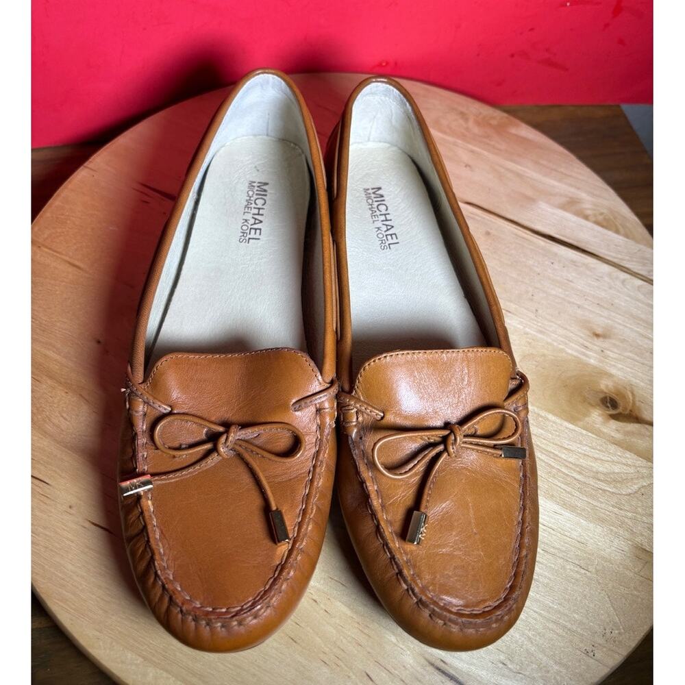 Michael Kors Sutton Leather Loafers luggage Brown Work Comfortable sz 9.5 M NWOT
